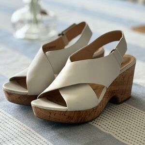 Women’s Cream Ivory Clarks 7.5 Cork Wedge Sandals - Stylish Slingback Comfort